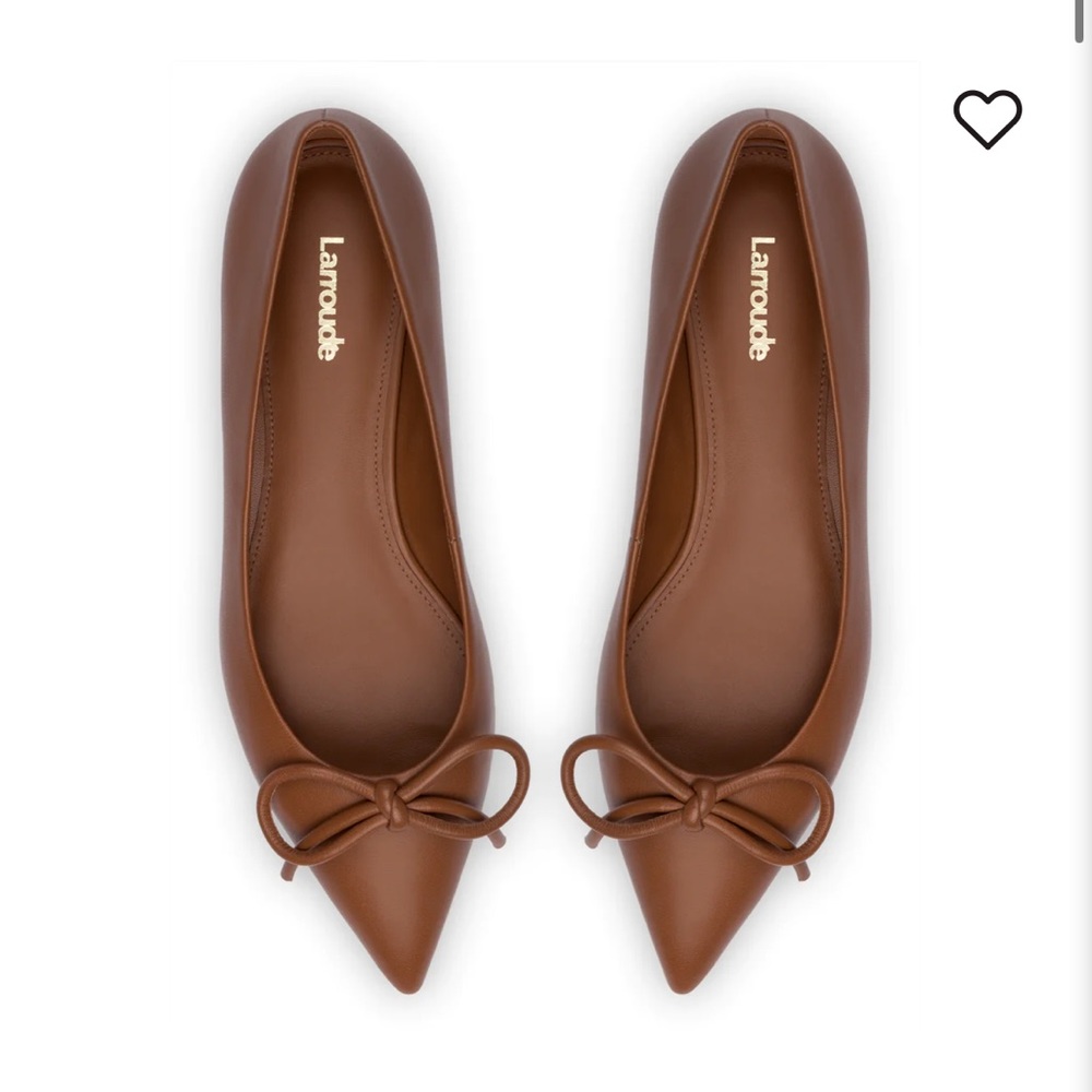 Larroude Lee flats leather